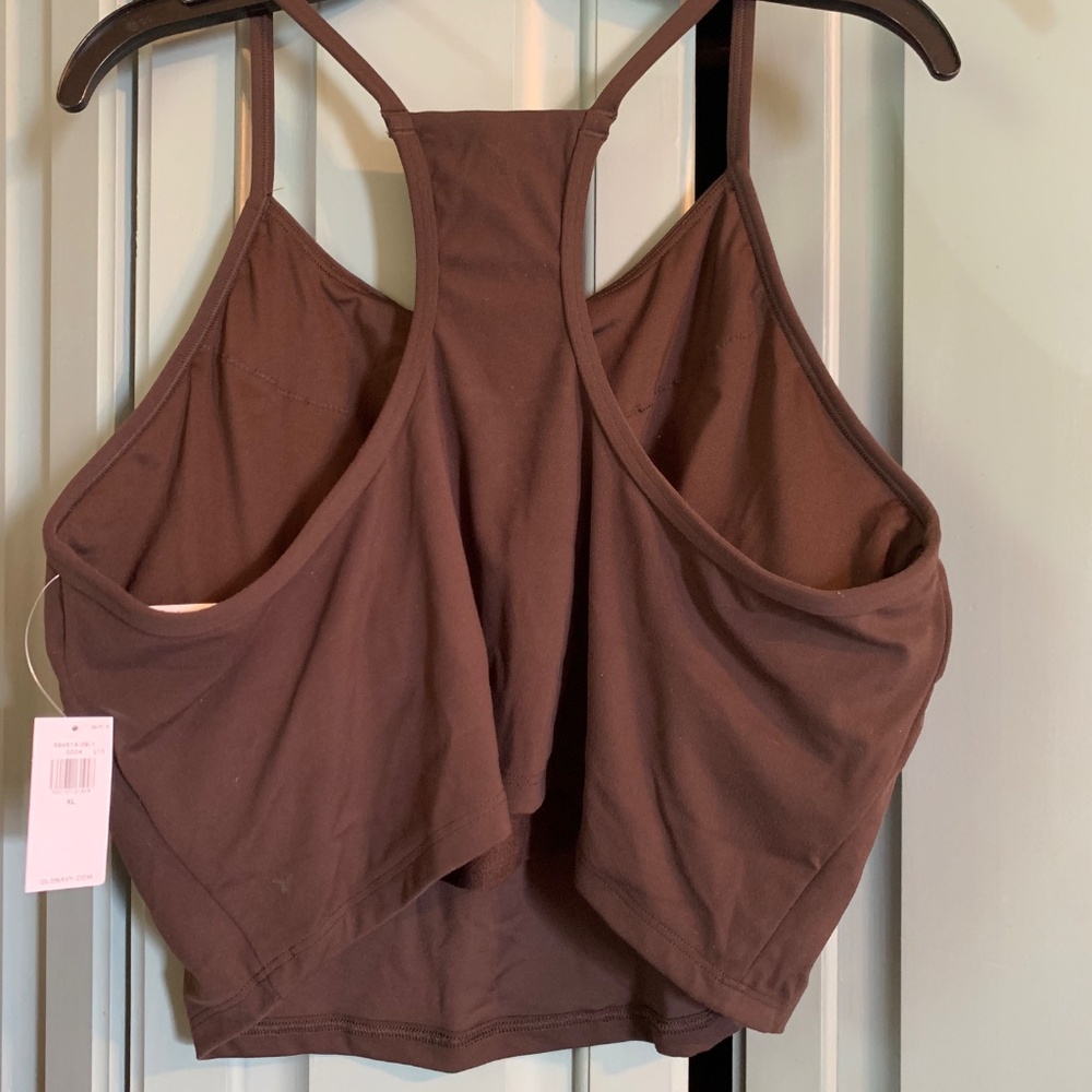 Old navy crop workout top - Picture 3 of 3